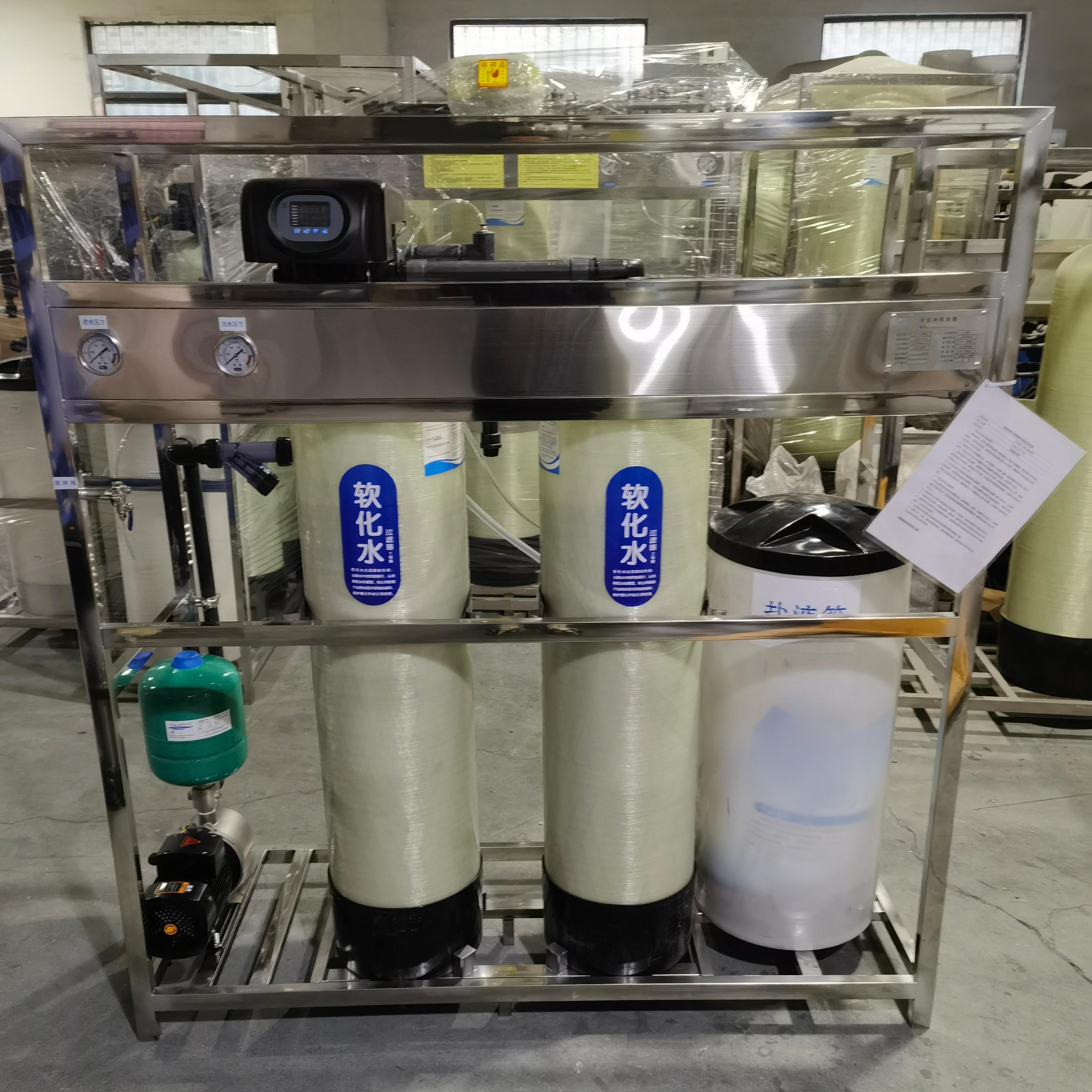 2 tấn van đơn hơn gấp đôi bể áp suất không đổi bể nước, một để sử dụng và một cho dự phòng